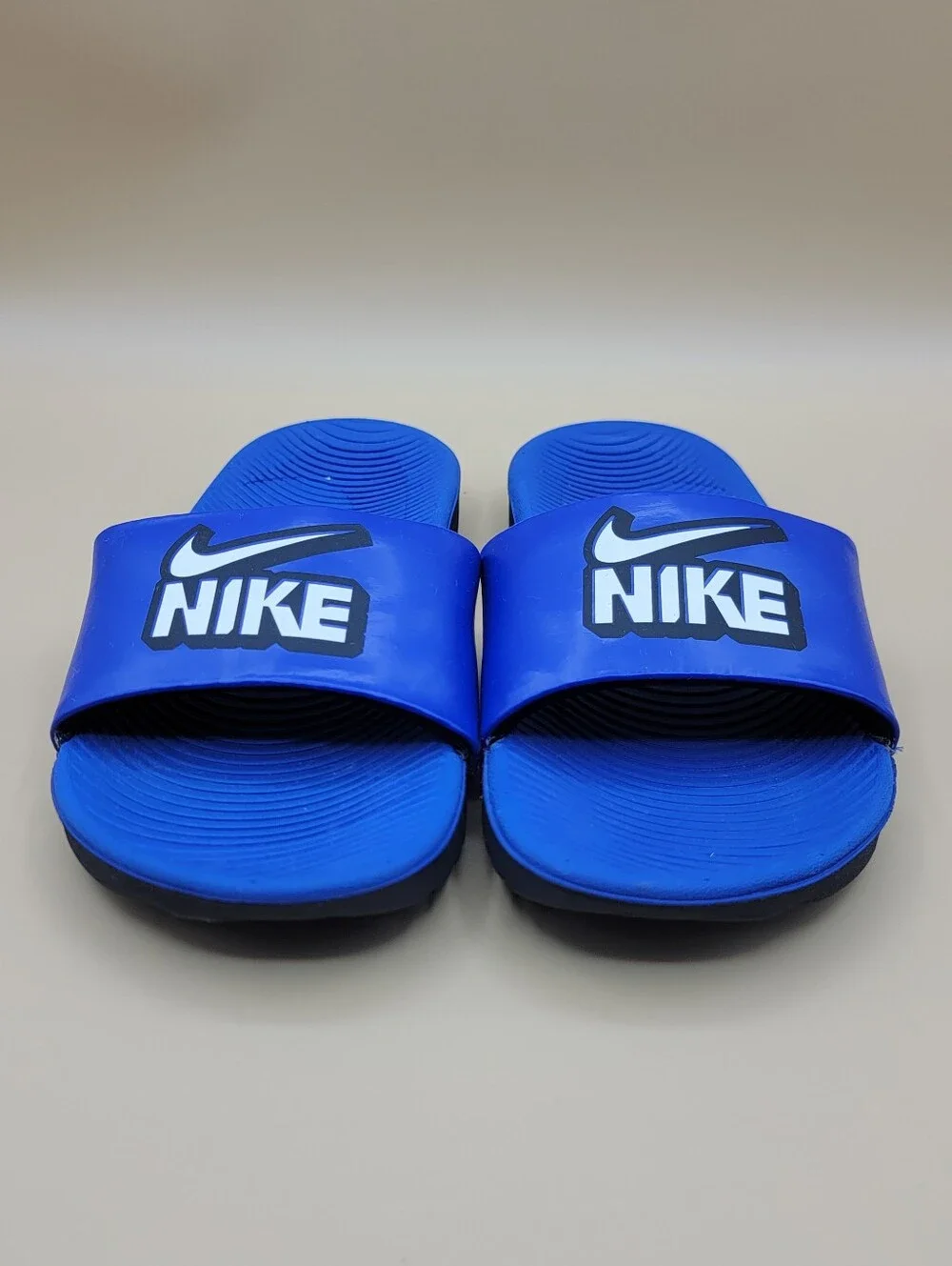 Nike Kawa Little Kid's Slides Sandals Size 1Y Blue Black White Pool Beach Sports